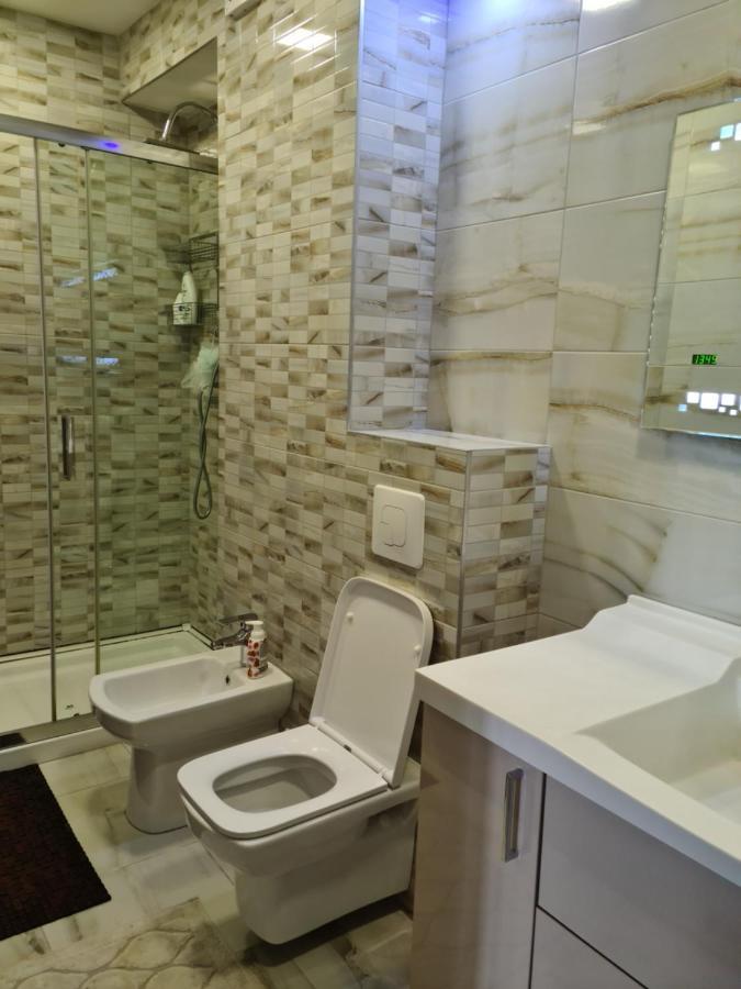 Premium Apartment Isaran Brasov Exterior photo